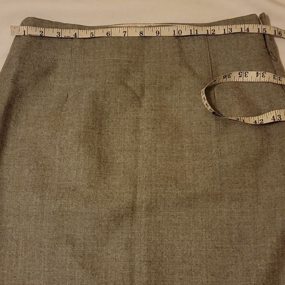 J. Crew wool pencil skirt size 6 - Picture 4 of 11